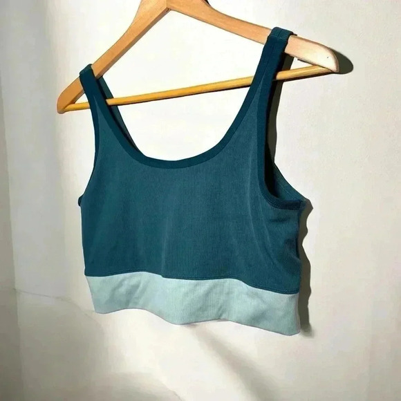 Nike luxe  dri fit ribbed bra L - Picture 1 of 5